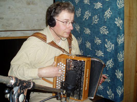 ﻿Christian Crosland àl'accordéon